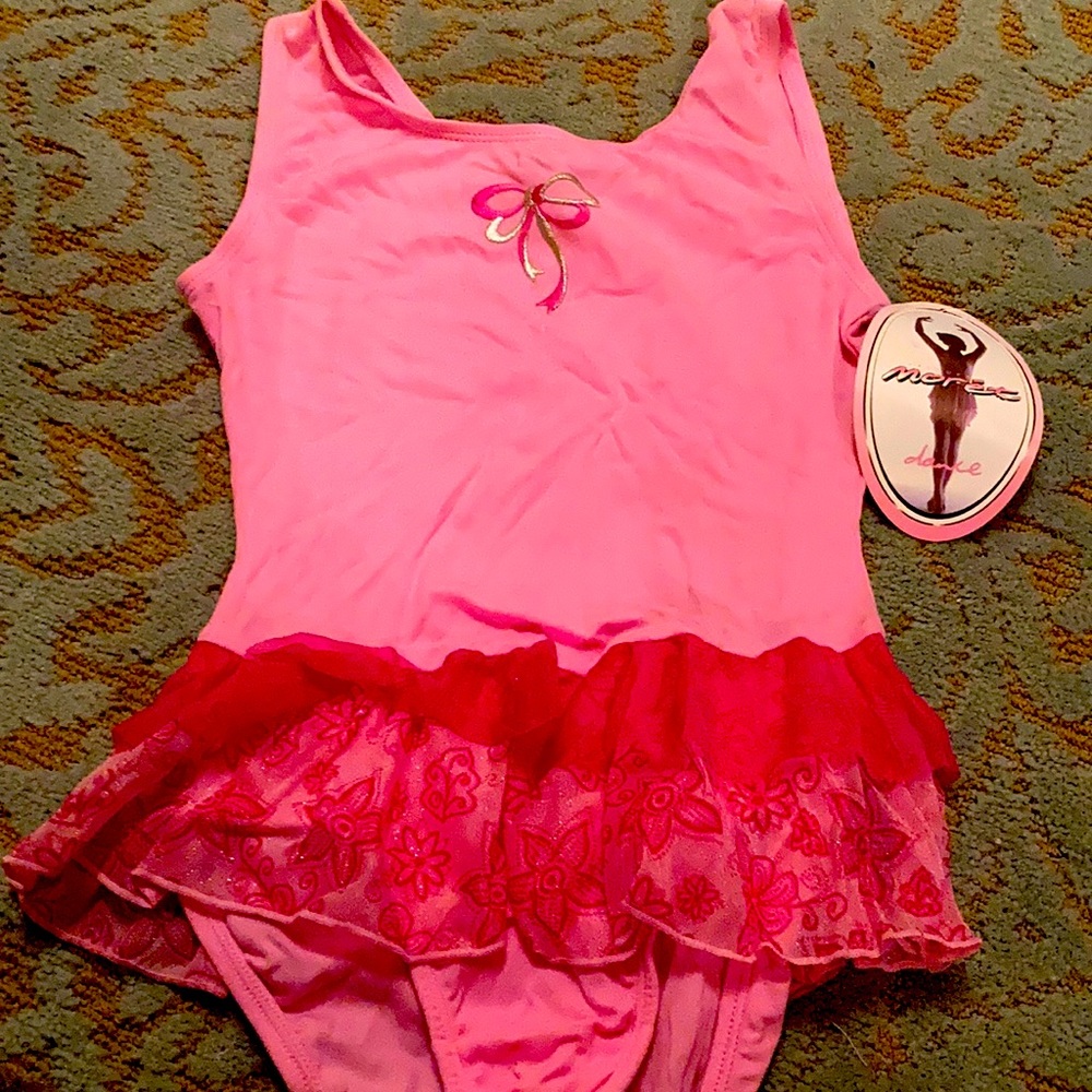New with tags light pink with hot pink trim leotard girls size medium 8 to 10